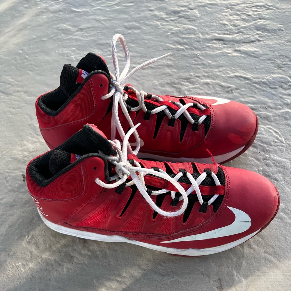Men’s Nike Max Air Basketball Shoes